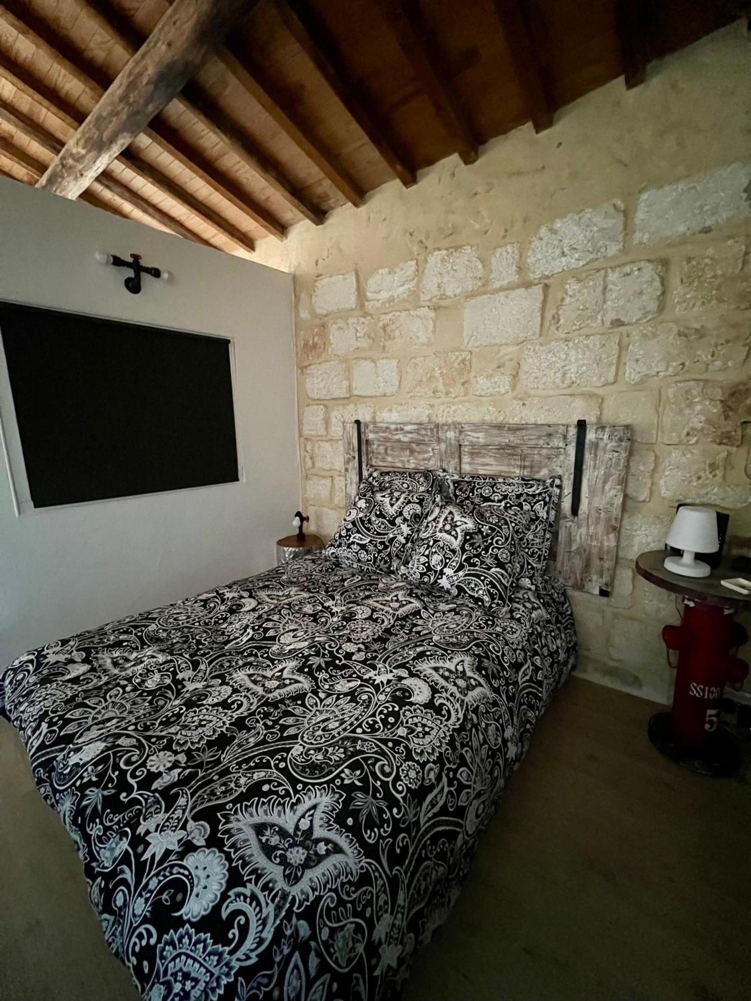 Lou Mireio Apartment Aigues-Mortes Exterior photo